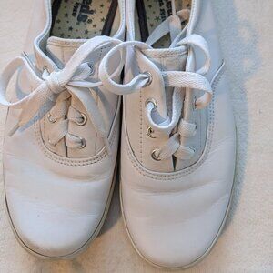 Keds White Leather Lace Up Shoes - Size 7.5